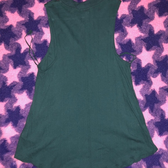✨WE THE FREE green tank✨ - Picture 4 of 4